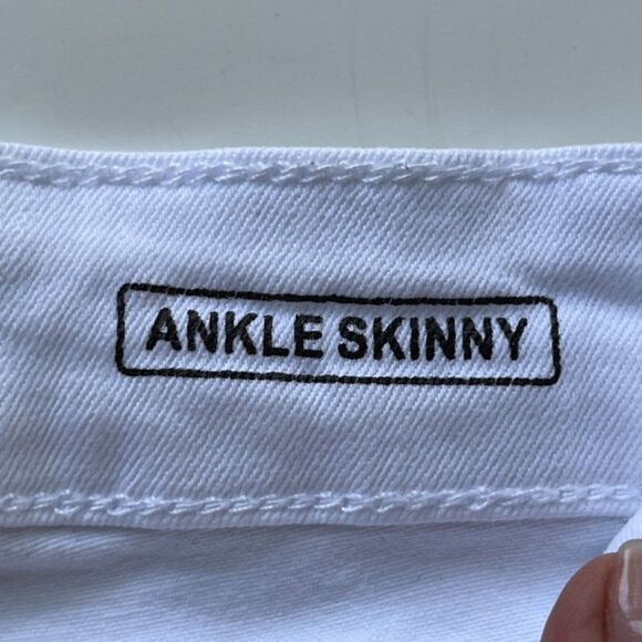 Special A Ankle Skinny Jeans in White Denim, Size 9 - Picture 3 of 10